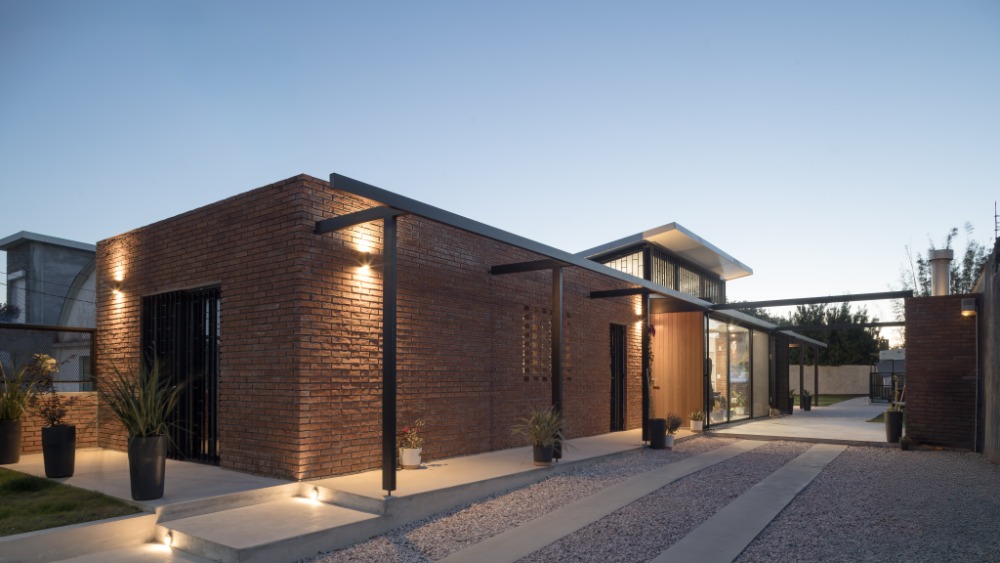 @marcosguiponi - Vivienda Giffuni @tamo_uy