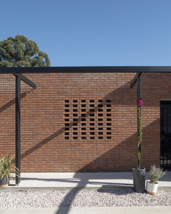 @marcosguiponi - Vivienda Giffuni @tamo_uy